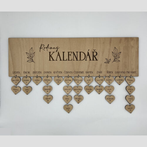 dreveny-rodinny-kalendar-na-zed.jpg Dřevěný rodinný kalendář na zeď se jmény